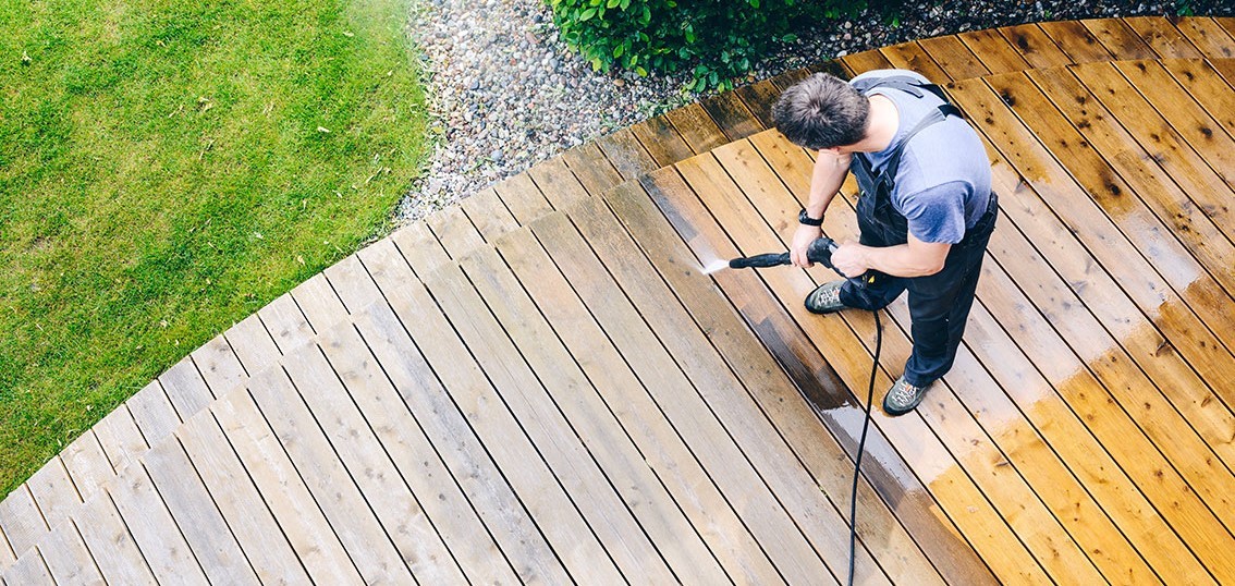 Decking Cleaning Greater Glasgow